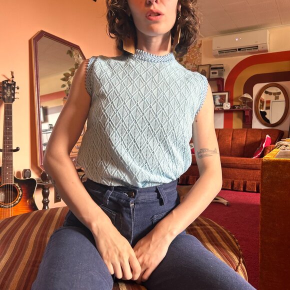 1960s MOD vintage baby blue textured mockneck sleeveless blouse tunic - Made in - Picture 6 of 15